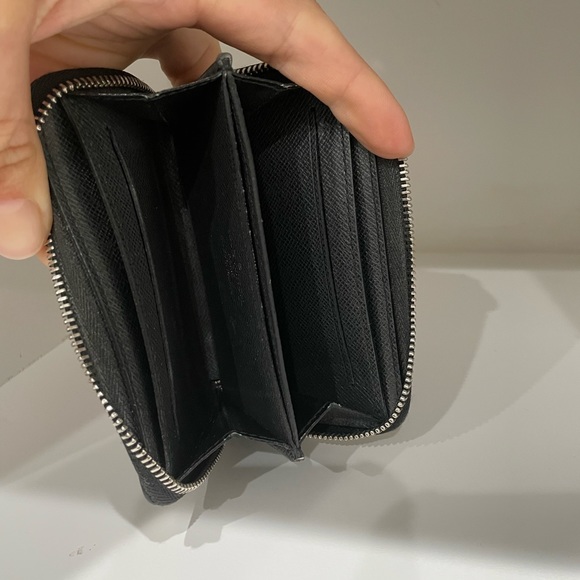LV Taiga zip coin purse - Picture 7 of 16